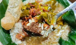 Kuliner Daging Kerbau Kudus Ternyata Enak dan Cocok di Lidah Jogja Saya