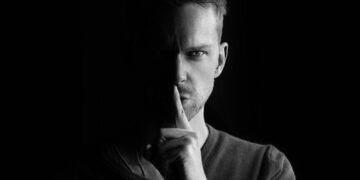 Guru Kencing Berdiri, Murid Disuruh Jaga Reputasi: Kenapa kalau Ada Kasus di Sekolah, Bukannya Diselesaikan, tapi Murid Dibungkam demi Reputasi?