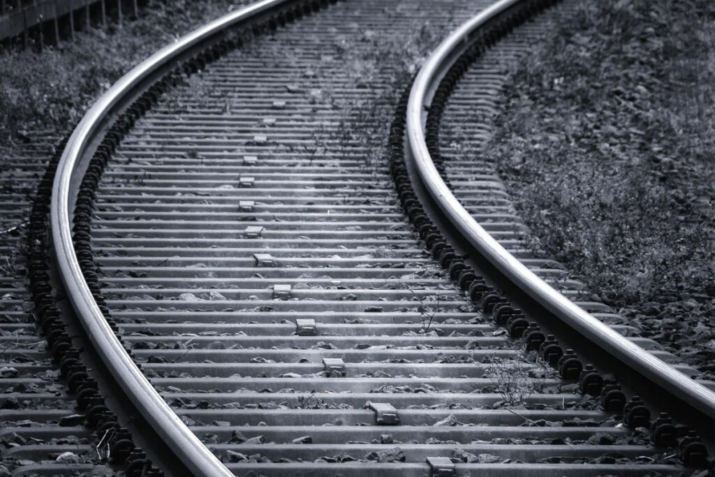 Stasiun Gumilir Cilacap, Stasiun Kecil yang Bikin Saya Bisa Hemat Setengah Juta Lebih Saat Mudik ke Cilacap dari Solo Balapan