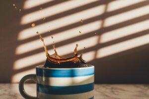 Pengalaman Mengunjungi Warung Kopi Cetol Malang, Warung Kopi yang “Mengerikan”