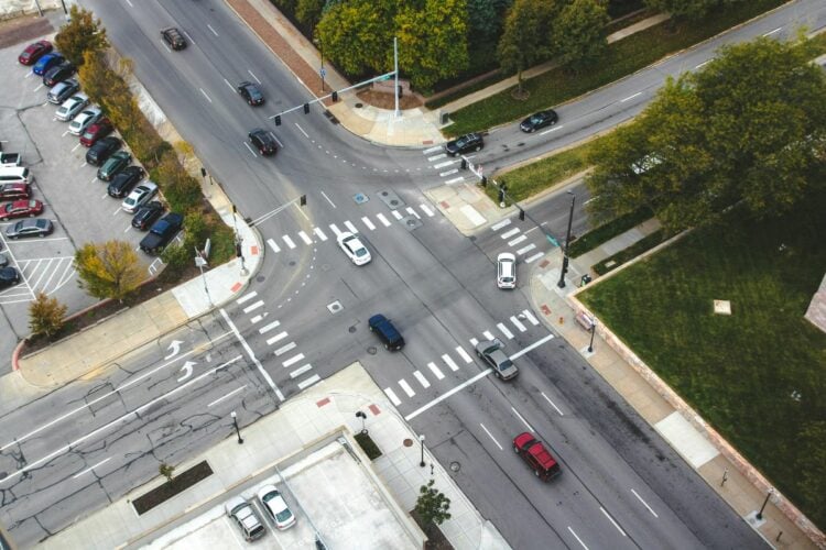 Perempatan Pelem Gurih Jogja Sebenarnya Simpang Empat Atau Simpang Siur, sih? Ruwet Banget!