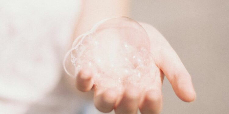 4 Sabun Mandi yang Baiknya Nggak Dibeli, Ada yang Wanginya Bikin Menderita hingga Overrated