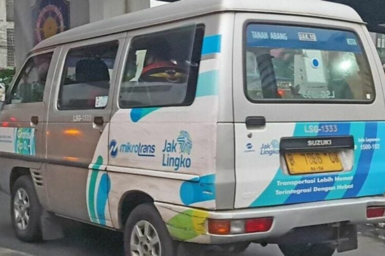 Nihilnya Posisi Ideal Mesin Tap JakLingko Justru Melestarikan Budaya Tolong Menolong Warga Jakarta