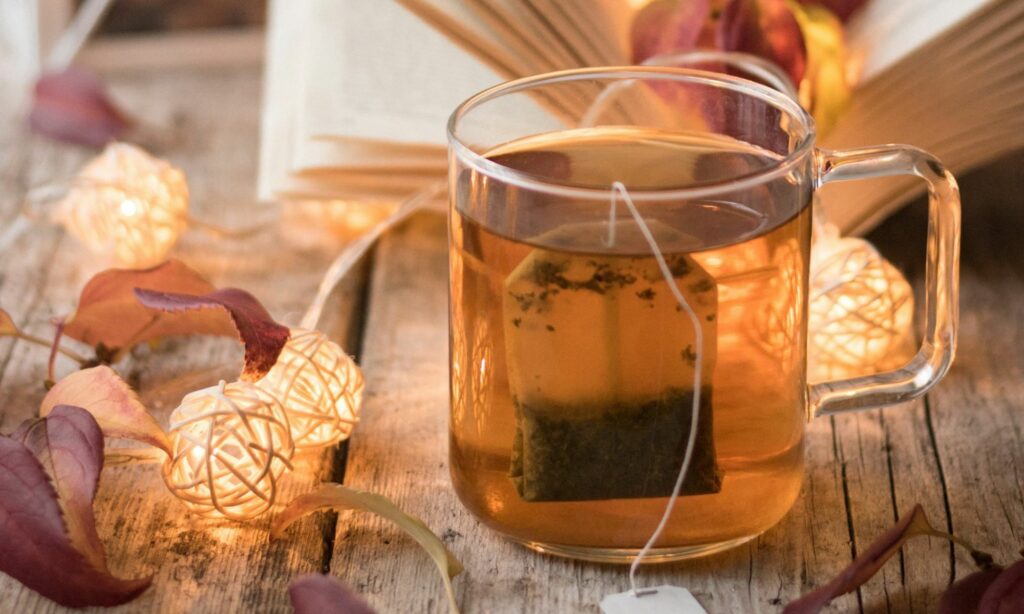 Kasta Teh Celup Indomaret yang Paling Wangi dan Enak untuk Diseduh Mojok.co