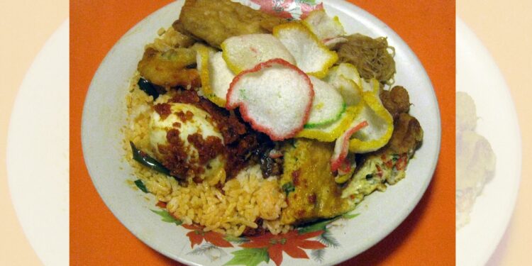 4 Alasan Saya sebagai Orang Jakarta Kecewa dengan Penjual Nasi Uduk di Jogja Mojok.co