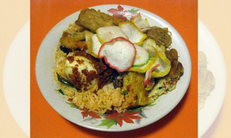 4 Alasan Saya sebagai Orang Jakarta Kecewa dengan Penjual Nasi Uduk di Jogja Mojok.co