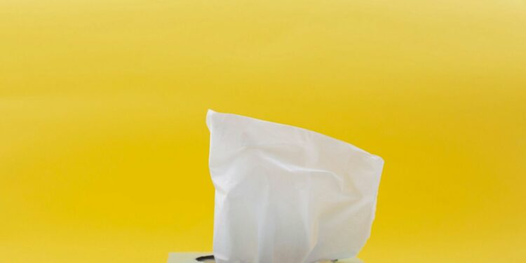 Tisu Indomaret vs Tisu Alfamart, Mana yang Lebih Berkualitas? Mojok.co