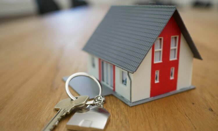 Pengalaman Saya sebagai “Anak Baik-baik” Tinggal di Kos LV Jogja yang Penuh Drama Mojok.co