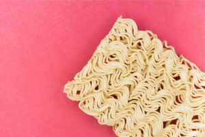 Indomie Turki: Mudah Dicari, tapi Harganya Lebih Mahal dan Micinnya Kurang Nendang   