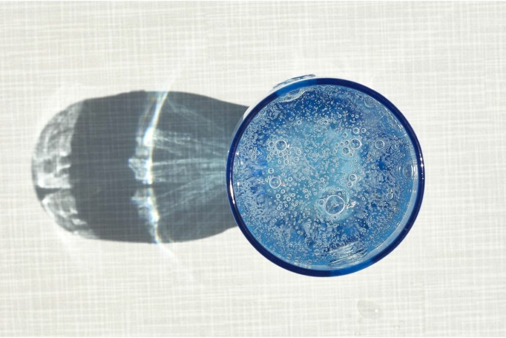 5 Air Mineral Underrated di Indomaret yang Jarang Orang Tahu