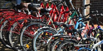 Kelakuan Ajaib para Pesepeda di Kampung Inggris Pare yang Meresahkan