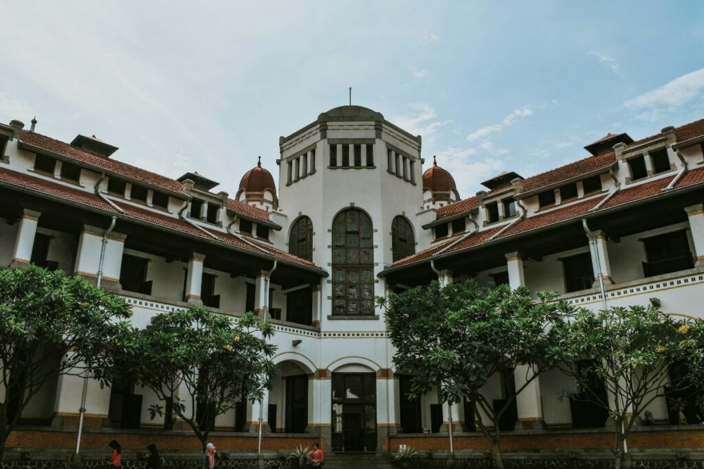 Semarang Tak Selalu Menyimpan Sisi Gelap, Ada Sisi Terang Juga yang Tidak Diketahui Banyak Orang