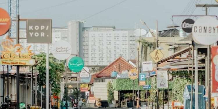 Malang Itu Berbahaya, Menjebak Maba yang Nggak Siap (Unsplash)