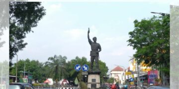 Gagal Paham dengan Orang-orang yang Menjadikan Rumah Jokowi sebagai Destinasi Wisata Baru di Solo Mojok.co