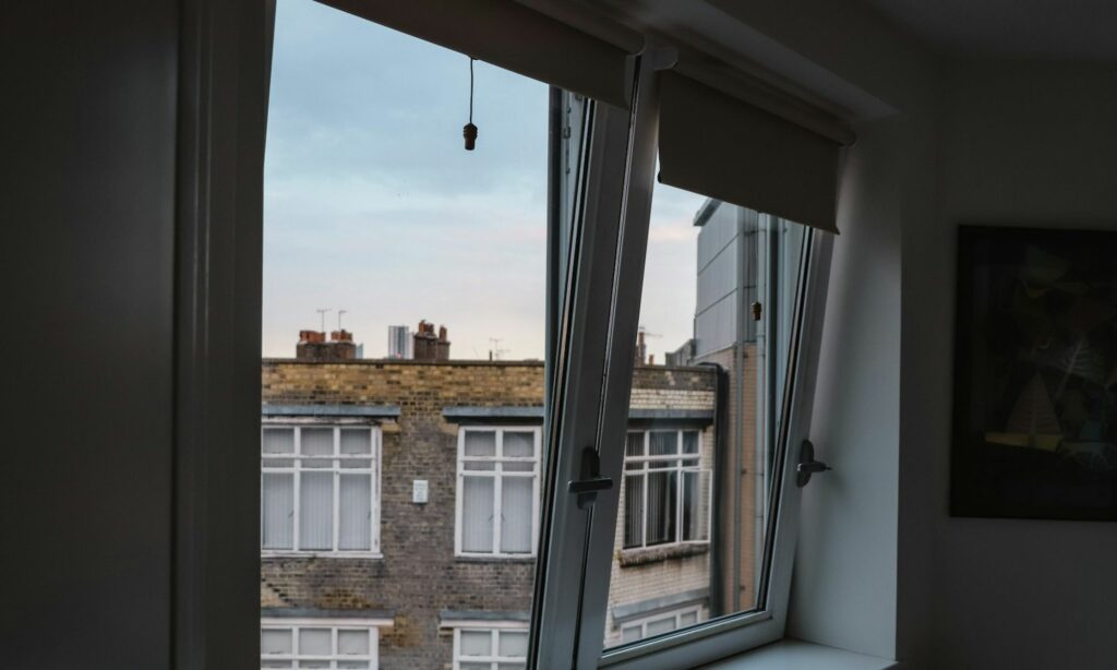 Cari Kos Lewat Grup Facebook Tidak Cocok untuk Mereka yang Kesabarannya Setipis Tisu Mojok.co