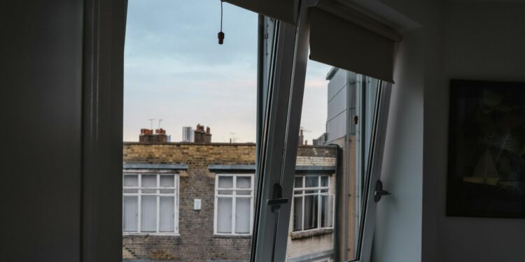 Cari Kos Lewat Grup Facebook Tidak Cocok untuk Mereka yang Kesabarannya Setipis Tisu Mojok.co