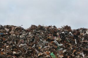 Soal Sampah, Pemkot Pekalongan Harusnya yang Ngasih Solusi, Bukan Warga!