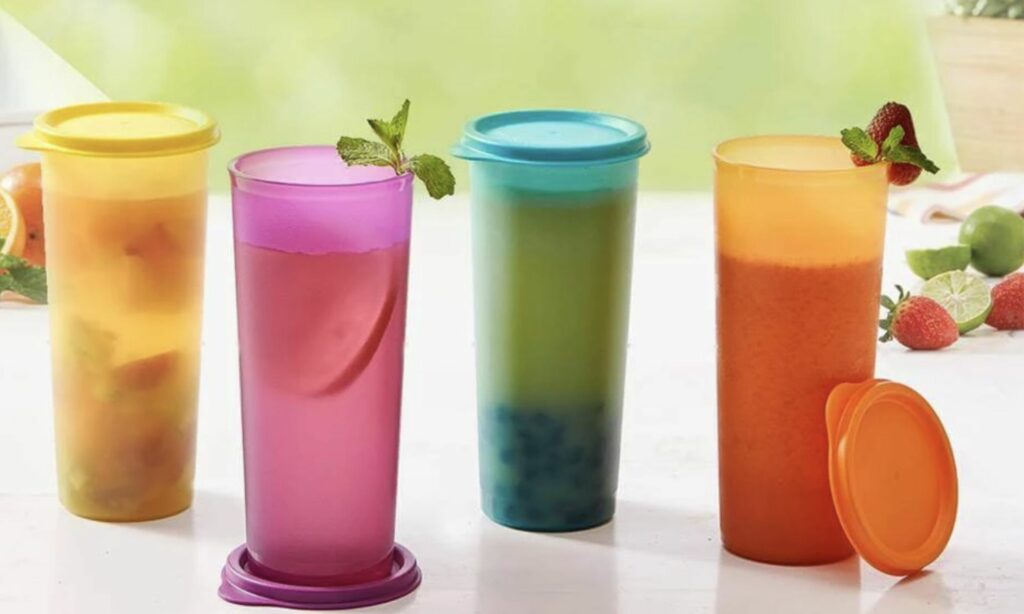 Botol Minum Tupperware Sering Tumpah Jadi Kenangan Buruk Saat SD Mojok.co