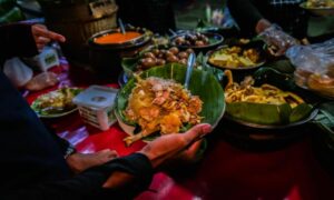 3 Rekomendasi Nasi Liwet yang Tidak Boleh Dilewatkan Saat Berwisata ke Solo
