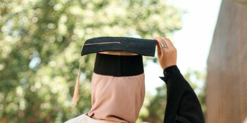 Pengalaman Impulsif Kuliah Jurusan Pendidikan Bahasa Arab, Banyak Merana walau Akhirnya Lulus Juga Mojok.co