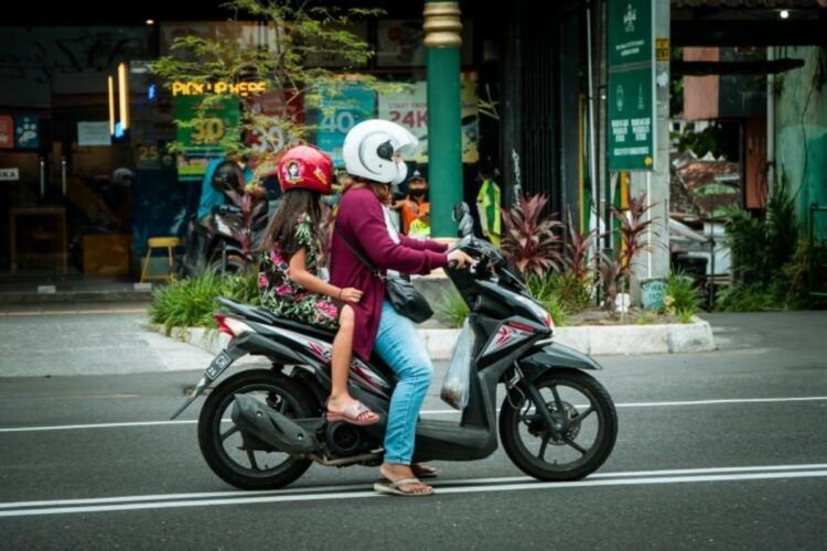 Sebaik-baiknya Honda BeAt adalah Honda BeAT PGM-FI: Lebih Ngacir dan Bisa Bawa Galon