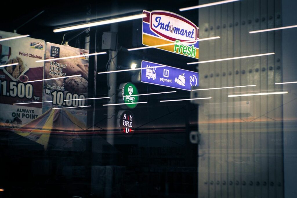 5 Barang yang Sebaiknya Nggak Dibeli di Indomaret karena Bikin Rugi