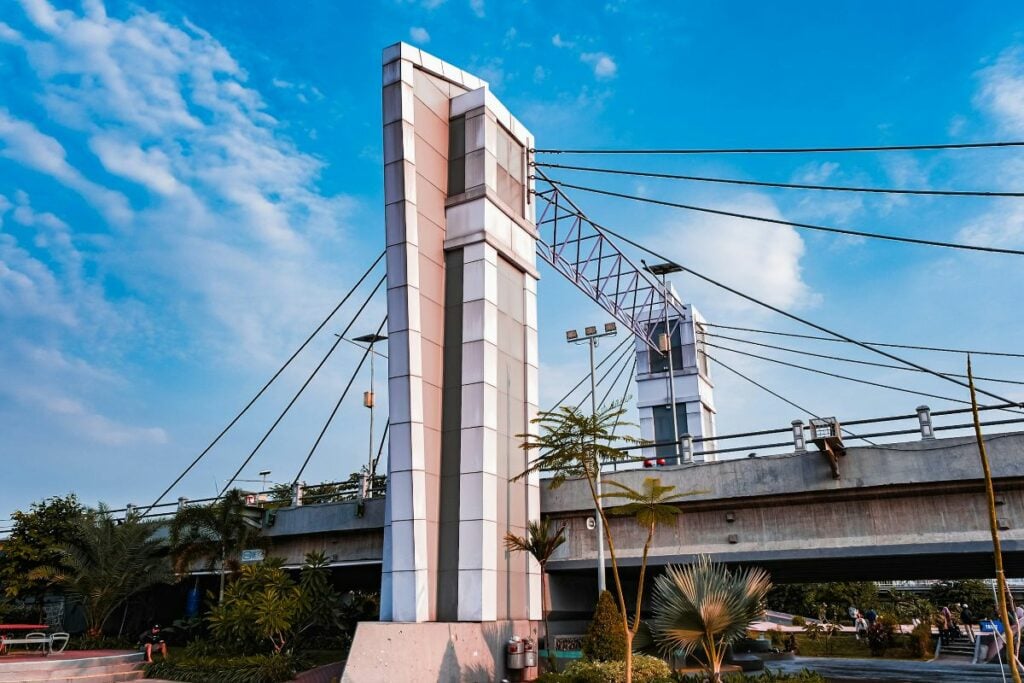 4 Keistimewaan Kediri di Mata Orang Mojokerto yang Membuatnya Sulit Dilupakan