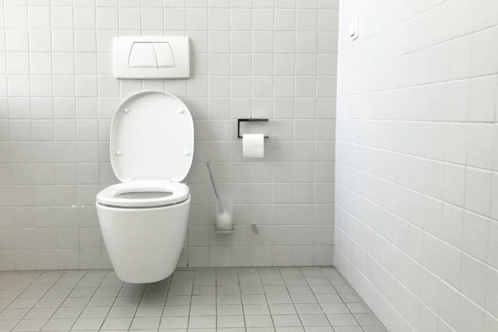 Masjid Agung Jawa Tengah Magelang Megah, tapi Toiletnya Nggak Nyaman: Lantainya Becek padahal Toilet Kering