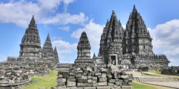 5 Hal yang Perlu Dilakukan Wisatawan sebelum Berkunjung ke Candi Prambanan