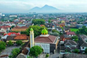 Sleman jadi besar dan hebat justru karena tidak punya “pusat kota”, kemajuan tersebar merata di segala penjurunya