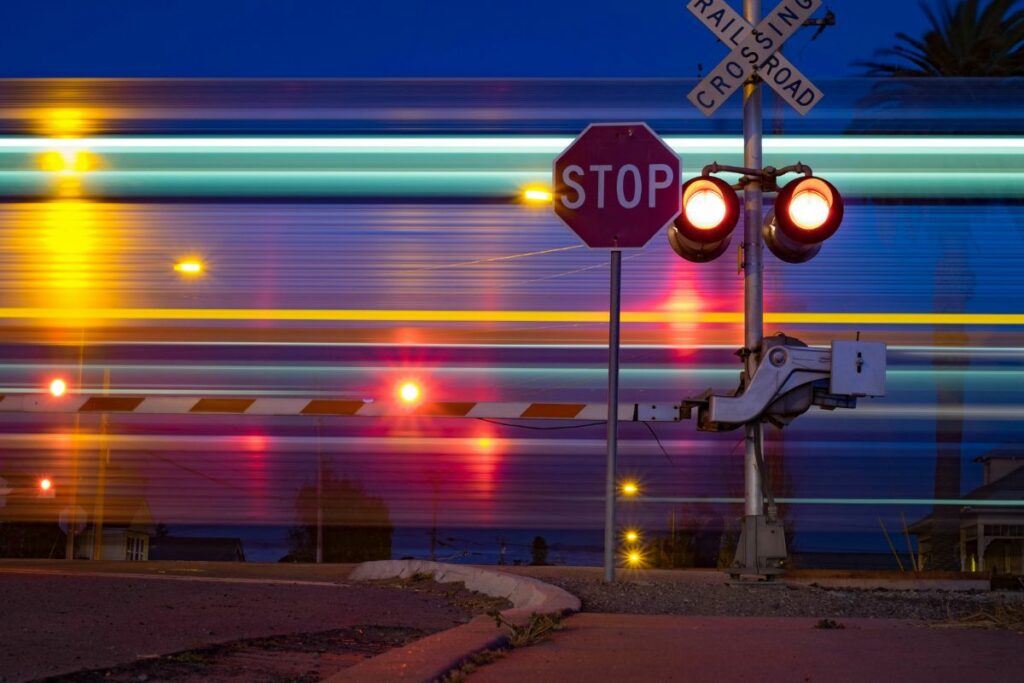 Palang Kereta Stasiun Ceper, Tempat Paling Menguji Kesabaran di Klaten. Malaikat pun Bakal Marah Lewat Sini