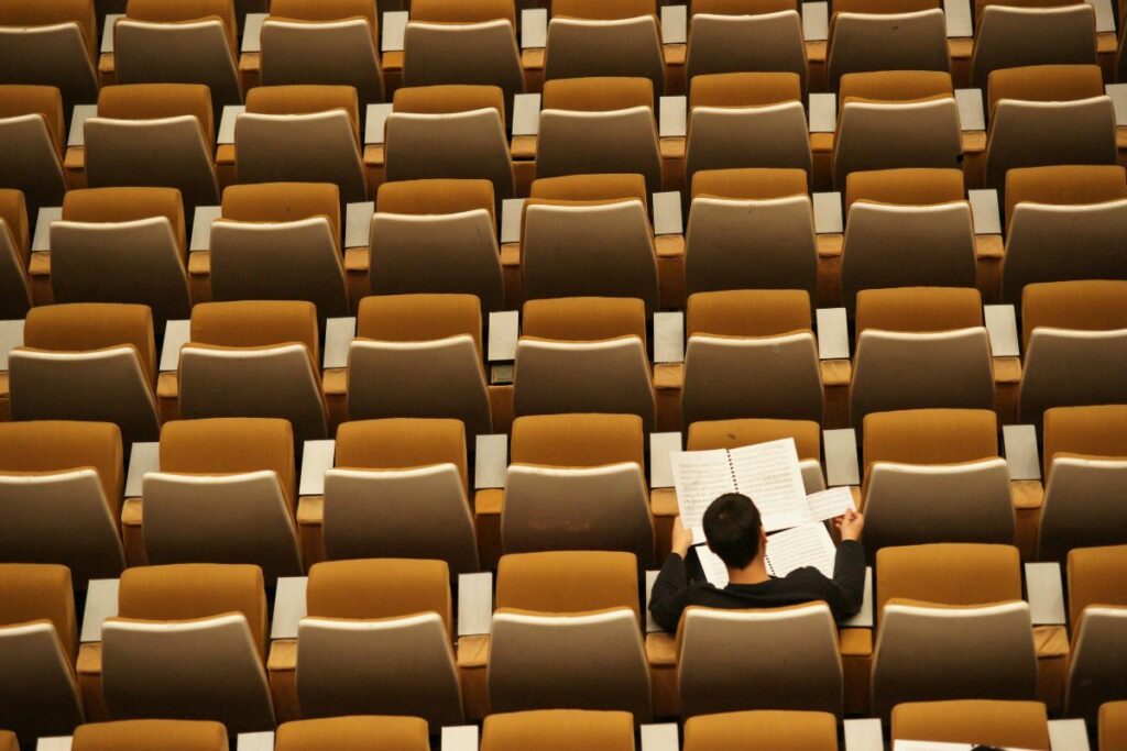 Seperti Urban Legend, Inilah 5 Hal yang Tidak Boleh Dilakukan Mahasiswa Universitas Negeri Semarang (UNNES)