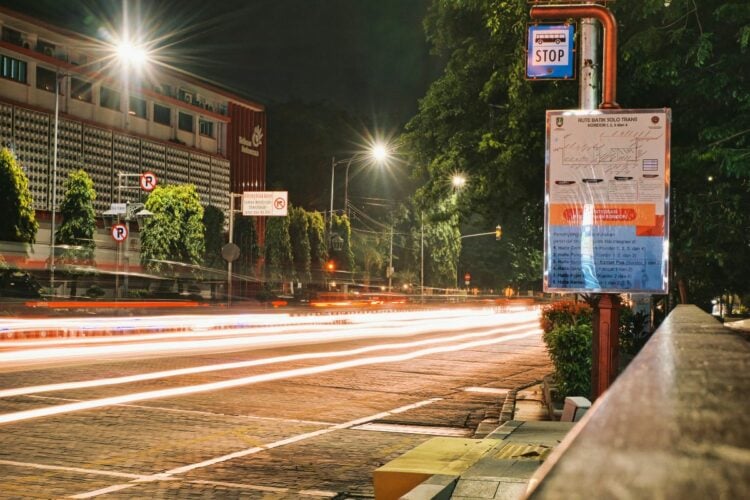 Solo Tak Lagi Sederhana, Jalanannya Dipenuhi Mobil Sport Mewah: Banyak "Sultan" Tersembunyi di Kota Ini?