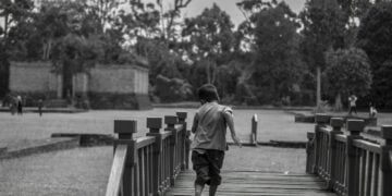 Kerasnya Kehidupan Anak-anak di Jambi Dibanding Jogja: Banyak yang Memilih Nggak Lanjut Sekolah dan Jadi Buruh Sawit demi Bantu Ekonomi Keluarga