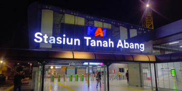 4 Aturan Tidak Tertulis di Stasiun Tanah Abang, Pengguna KRL Wajib Tahu supaya Nggak Bingung dan Perjalanan Nyaman