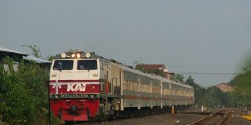 Kereta Api Airlangga, Pilihan Kereta Ekonomis dengan Fasilitas yang Mumpuni