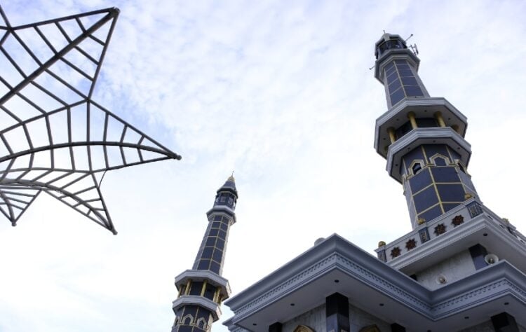 Jombang Tidak Lagi Sama, Kota Santri Telah Mati (Tirta Sujata via Shutterstock.com)