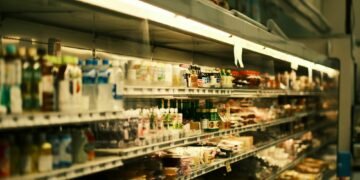 Kasta Sad Food  Makanan Minimarket, Pikir Dulu Sebelum Membelinya Mojok.co