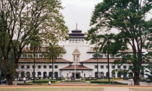 Kebijakan Aneh Gubernur Jawa Barat Dedi Mulyadi Bikin Saya Ingin Pindah KTP Mojok.co