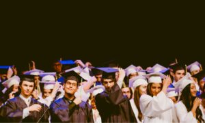 Alasan Wisuda S2 Kalah Heboh Dibanding Wisuda S1, padahal Lulusnya Lebih Susah
