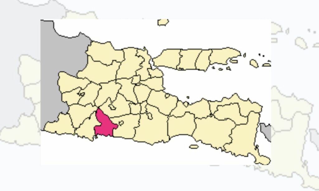 4 Tipe Orang yang Dipastikan Akan Merana kalau Tinggal di Tulungagung Mojok.co