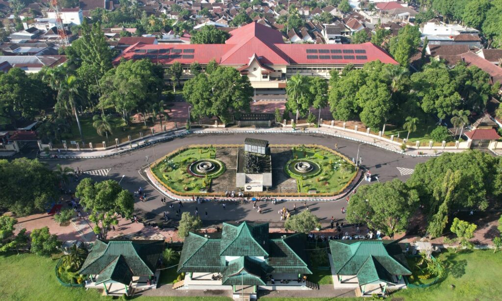 Siasat yang Bisa Diambil Bondowoso supaya Naik Kelas dan Tidak Jadi Kabupaten Medioker Mojok.co