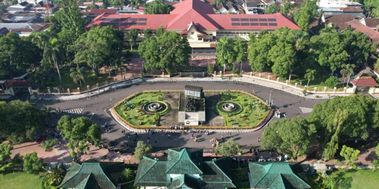 Siasat yang Bisa Diambil Bondowoso supaya Naik Kelas dan Tidak Jadi Kabupaten Medioker Mojok.co