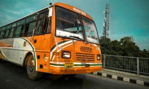 Bus Parikesit Malang Konsisten Butut dan Menyiksa Penumpang, tapi Tetap Jadi Andalan