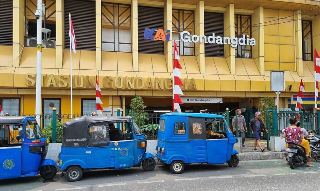 Stasiun Gondangdia Damai, Beda dengan Stasiun KRL Jabodetabek Lain yang seperti Neraka Mojok.co