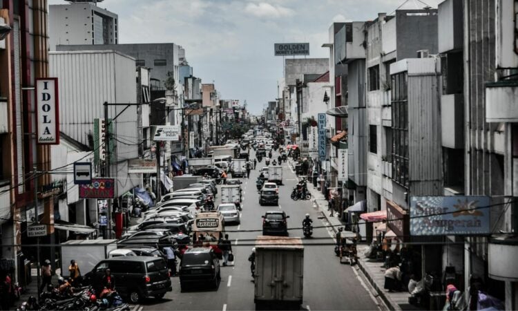 Bandung Tidak Jauh Berbeda dengan Depok Jawa Barat, Sama-sama Berbahaya dan Nggak Romantis Mojok.co
