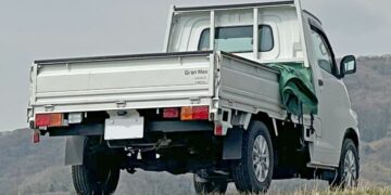 Gran Max Pickup: Pajero-nya Ampelgading Malang, Panas Njobo Jero, tapi Tetap Juara