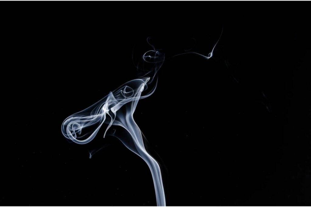 10 Rekomendasi Rokok Murah Indomaret yang Pastinya Enak dan Tetap Mewah