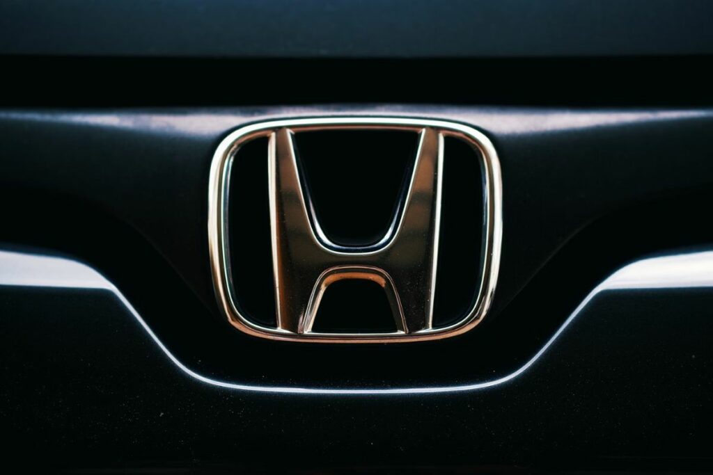 Honda HRV : Simbol Status Anak Muda Masa Kini yang Dihujat oleh Kaum Mendang-Mending. Overhated?