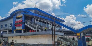 Stasiun Tambun Adalah Anomali: Tanpa Mesin Parkir, Akses Susah, Plus Tempat "Zombie" Turun